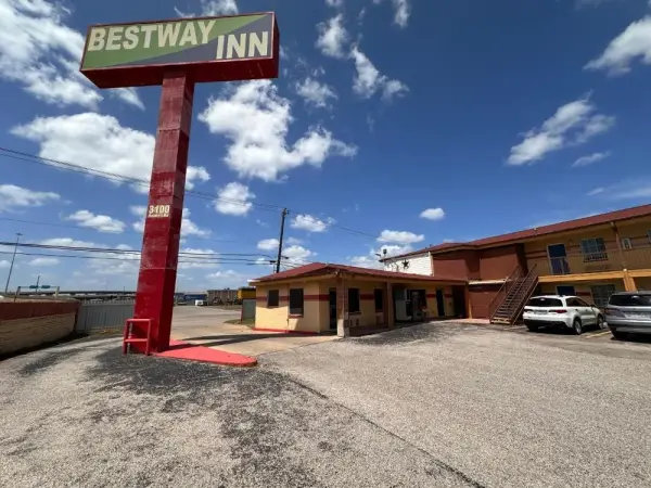 Bestway Inn 8